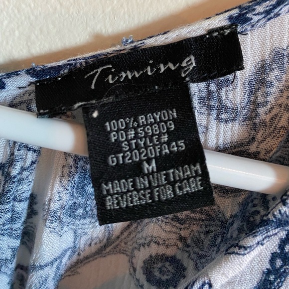 Flowy cropped top - Picture 3 of 4